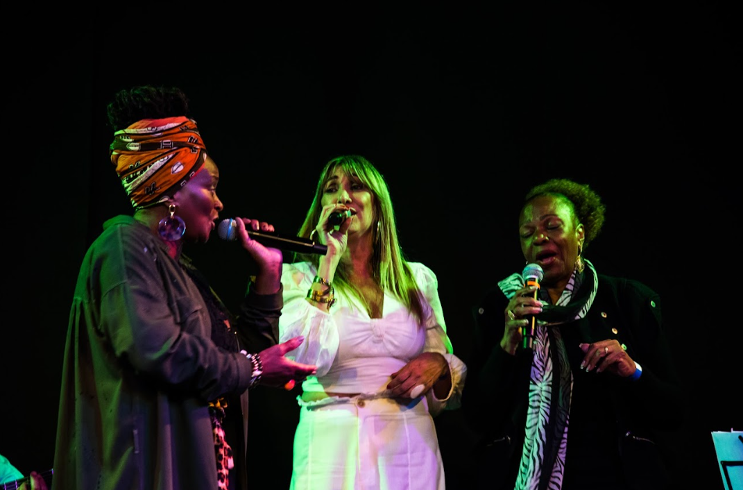 Sandra Regina Alves, Carla Franco e Sahra Brandão: coletivo feminino